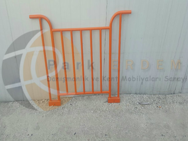 METAL PLATFORM GUARD